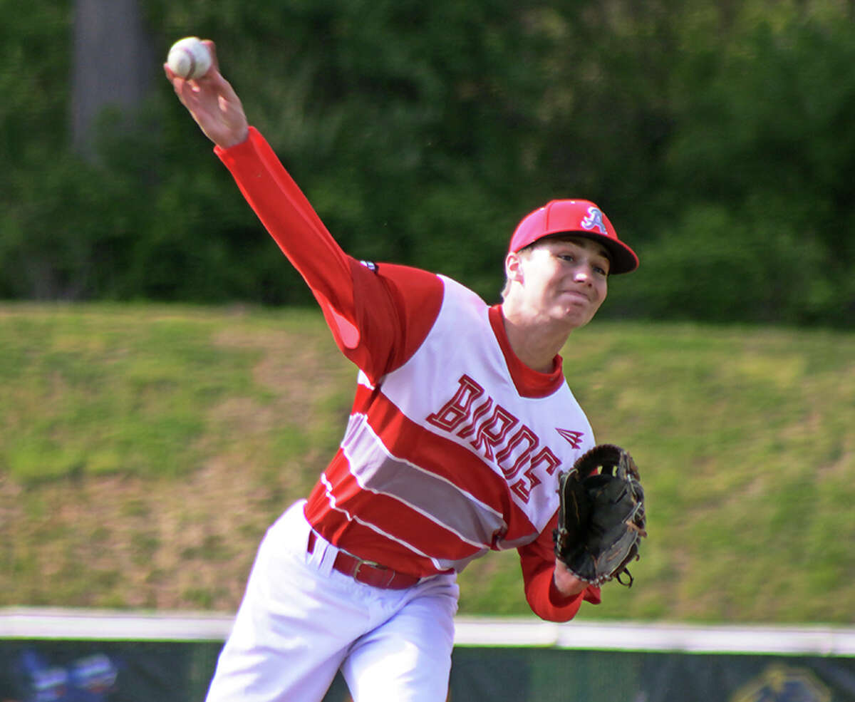 Siatos sharp, hurls Alton past Kahoks in SWC baseball