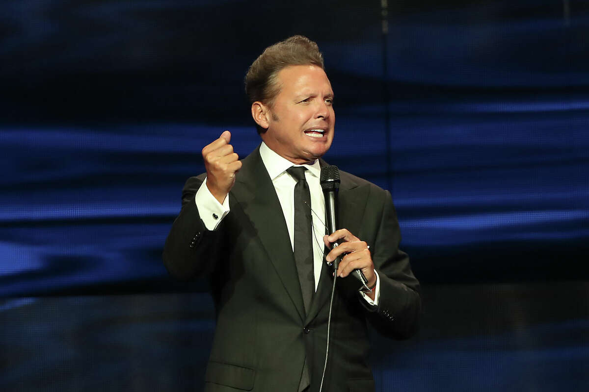 Story photo for Mexican icon Luis Miguel's Houston show sells out in minutes