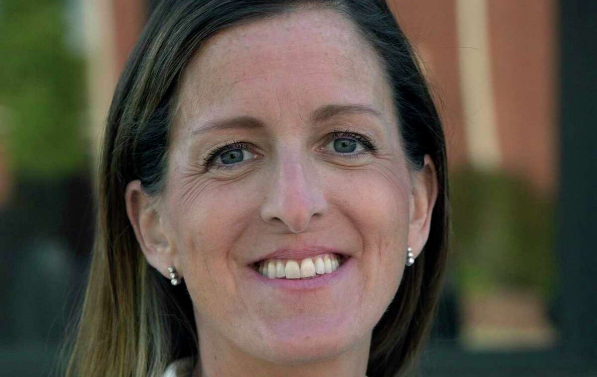 Brookfield ethics complaint against Selectwoman Carr dismissed