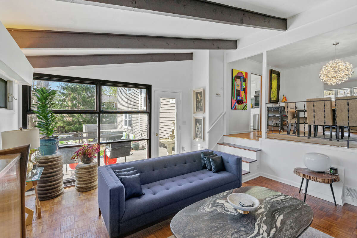 Glenville splitlevel ranch with 4 bedrooms for sale under 400,000