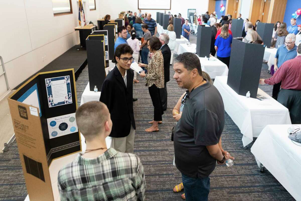 Lone Star College's first neurodiverse program students to graduate