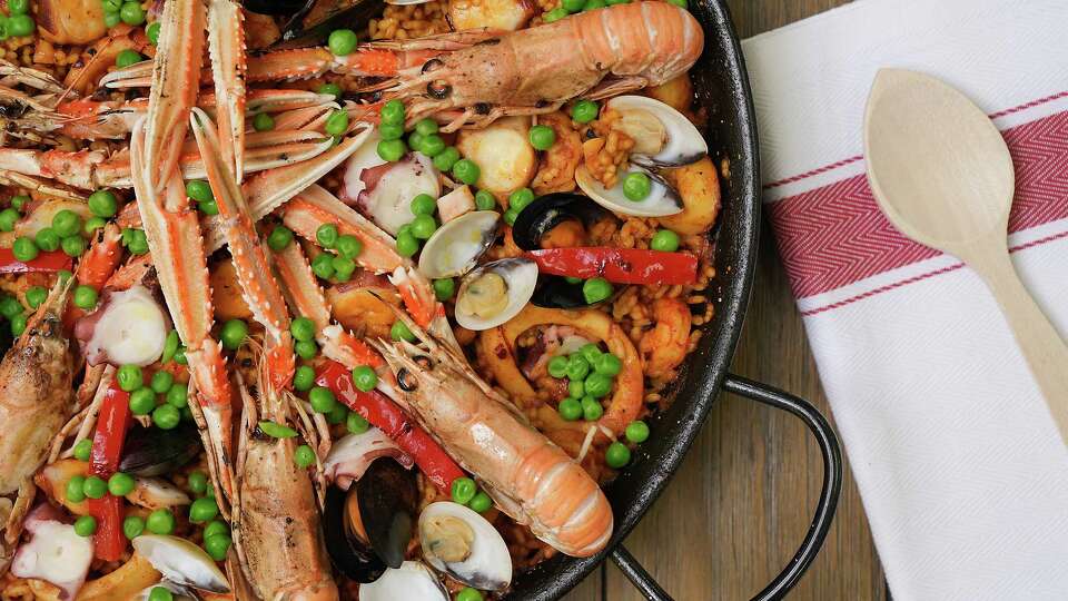 Story photo for How to make the perfect Spanish paella