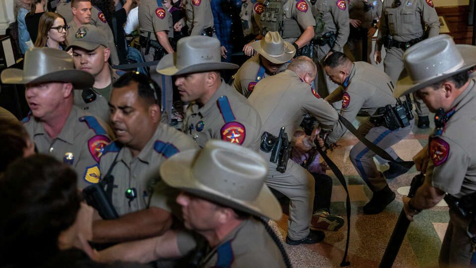 Story photo for Paxton falsely casts blame in Capitol brawl.