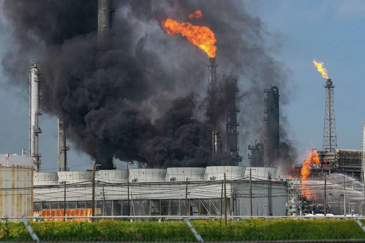 Story photo for Health concerns remain after Shell plant fire and resulting thick, black smoke in Deer Park