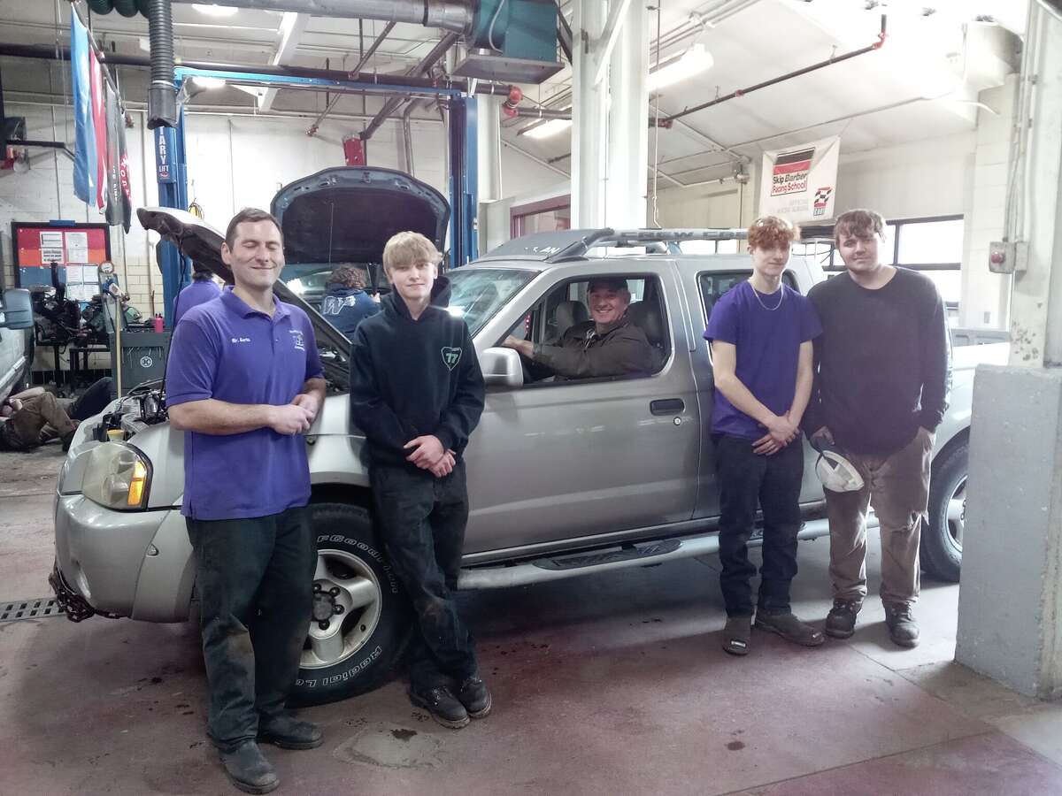 Torrington's Oliver Wolcott Tech students repair 'unfixable' truck