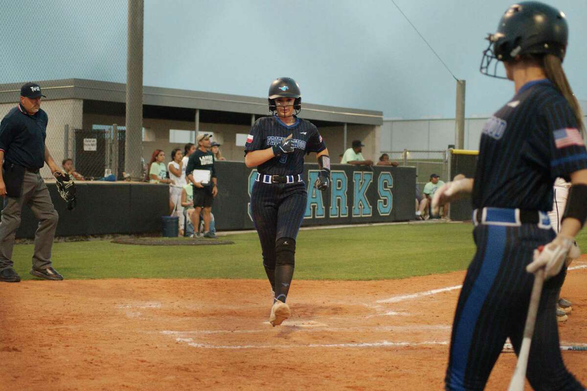 Softball playoffs Friendswood ousts Lamar Consolidated