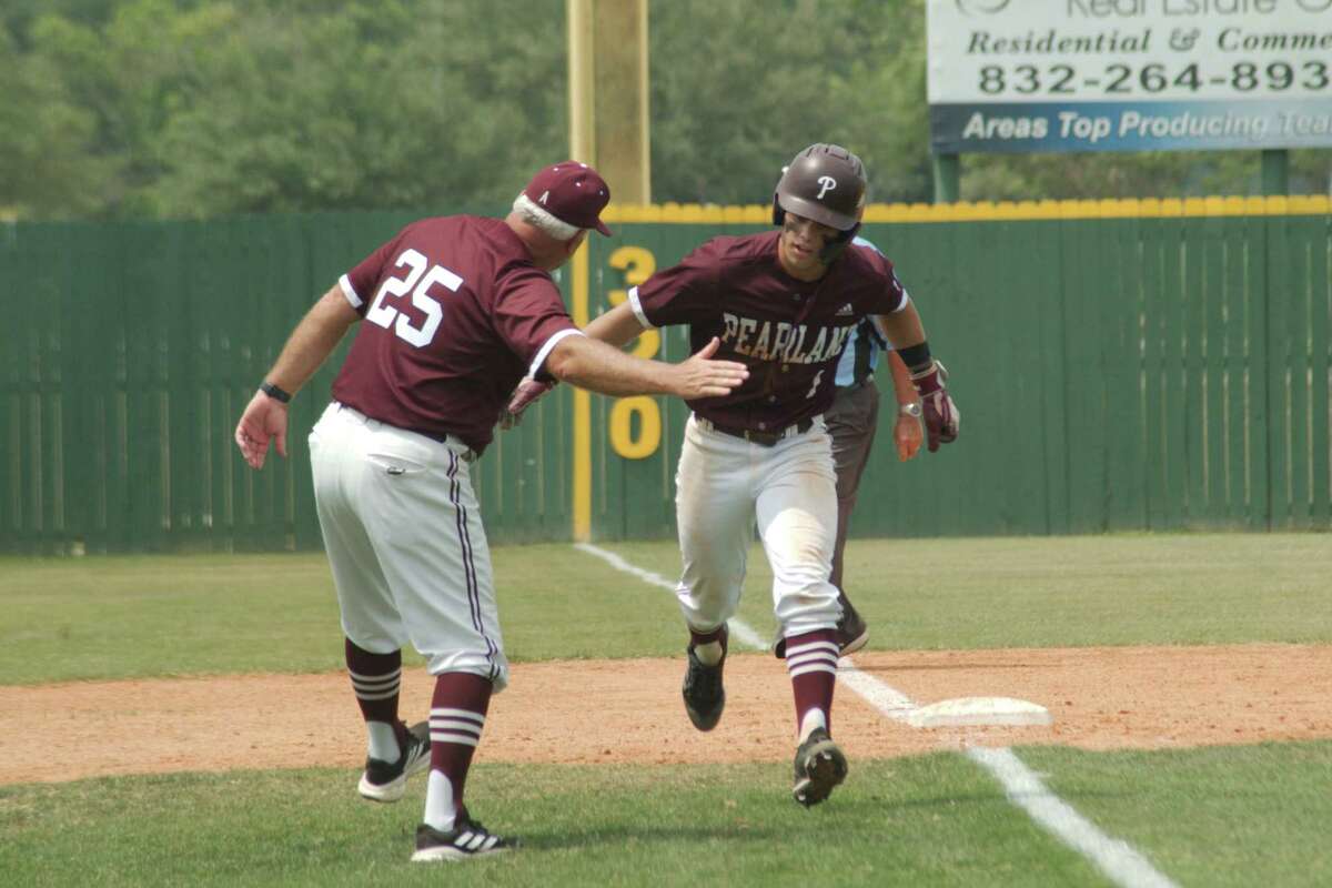 Pearland's David Rogers sees shift from umpiring to coaching pay off