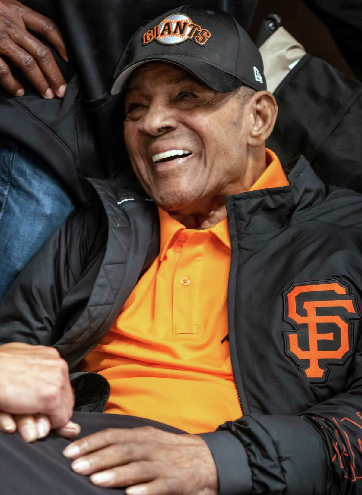 Giants Great Willie Mays Lights Up Oracle Park On His 92nd Birthday 7910