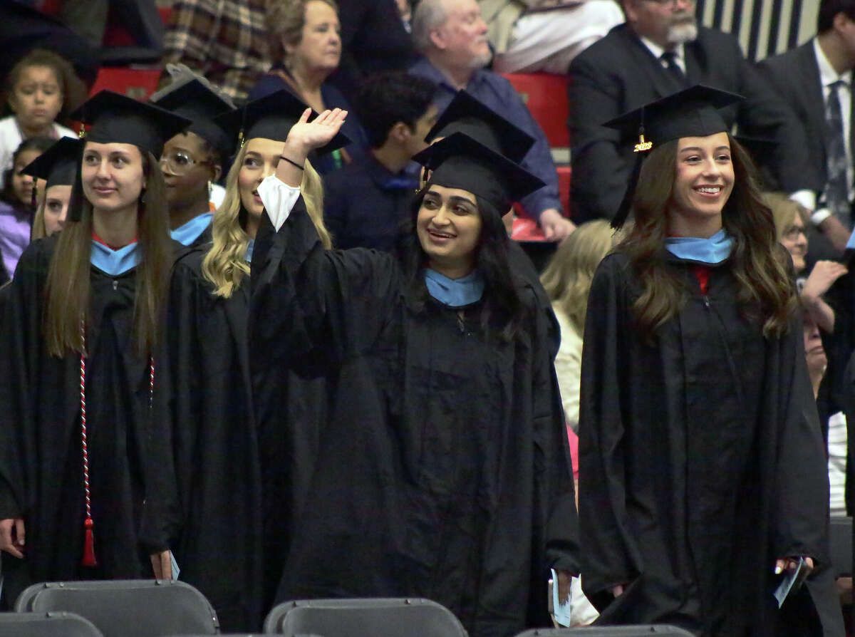 PHOTOS SIUE graduation ceremony celebrates graduate students