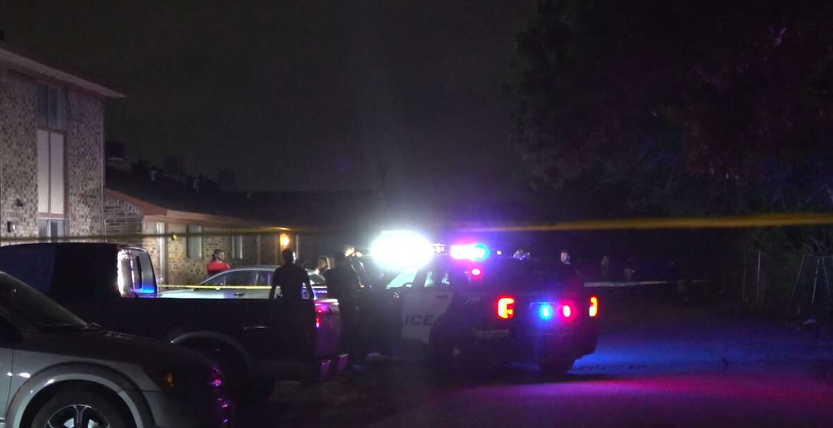 16yearold shot, killed in front of his mother, Houston police say