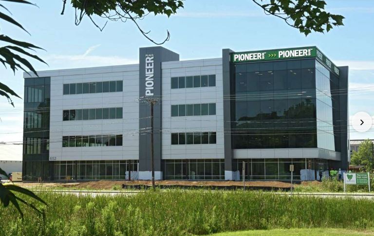 Pioneer Bank in Albany sees income rise amid higher interest rates - Vimarsana News