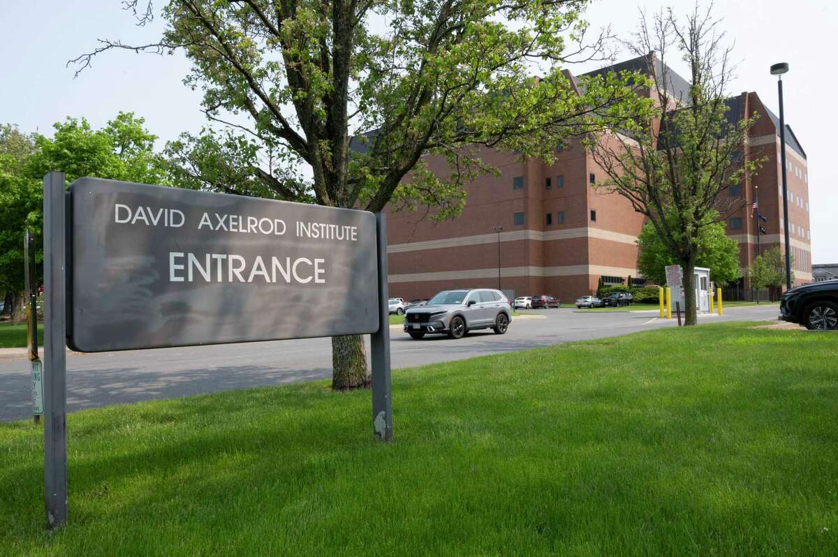 New York adds 1B to cost of new Wadsworth Center lab