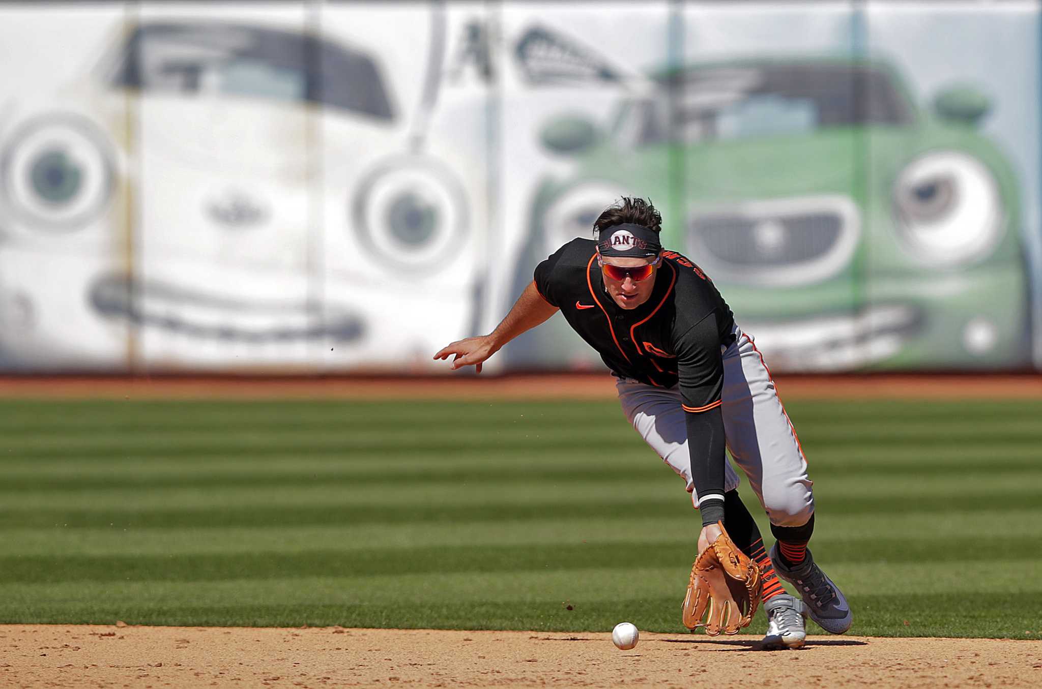 SF Giants announce third wave of roster cuts including top infield