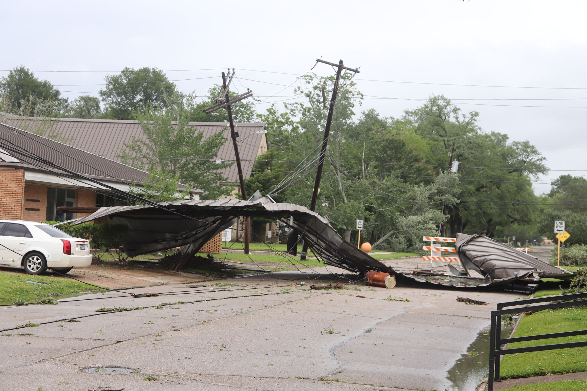 Orange County residents pick up the pieces after Monday storm