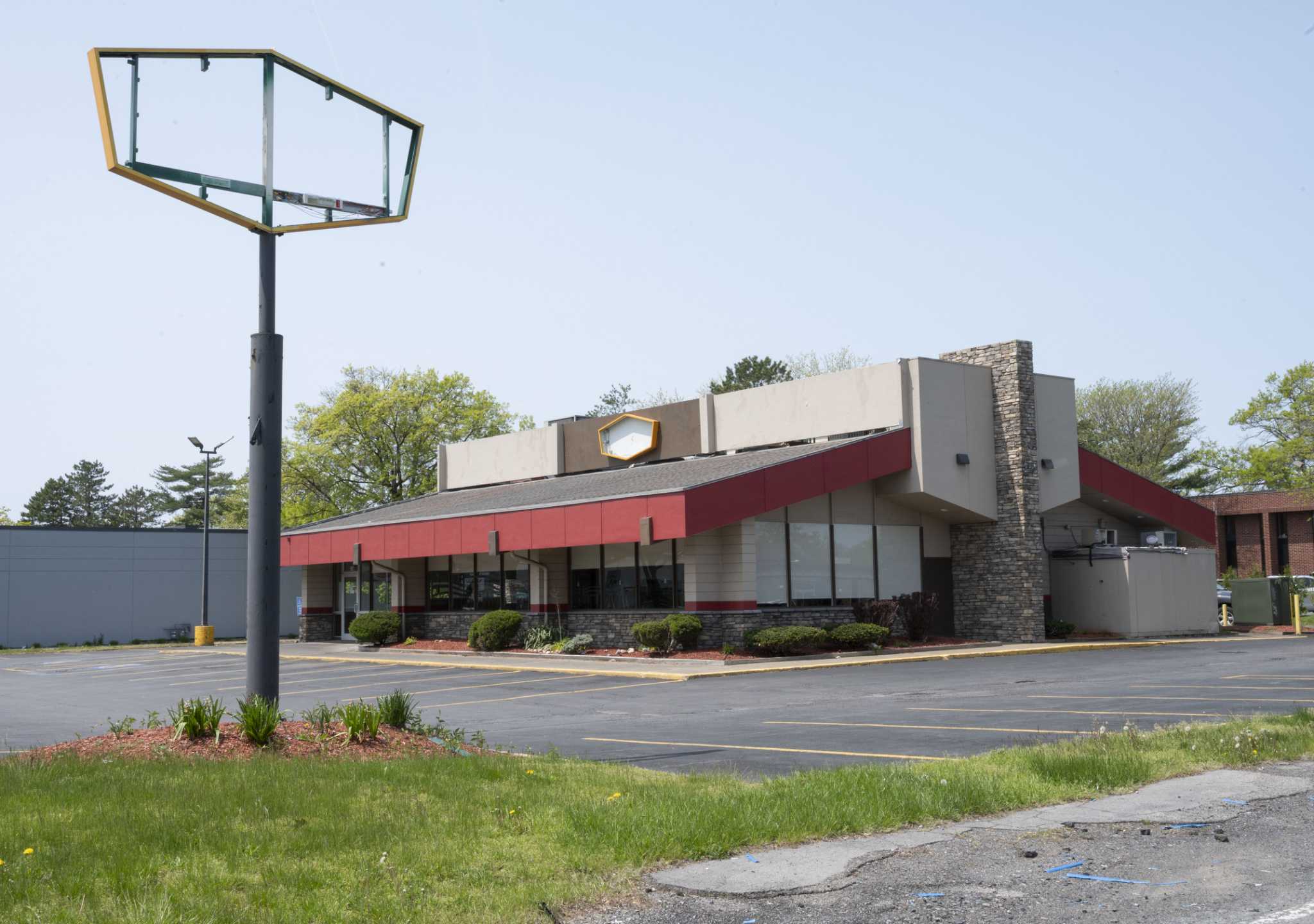 Denny's long a landmark on Wolf Road in Colonie is closed - Vimarsana News