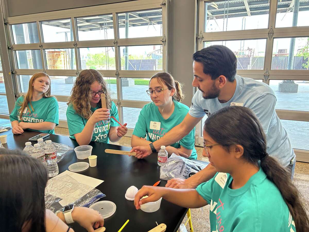 XTO Energy in Midland holds 'Introduce a Girl to Engineering Day'