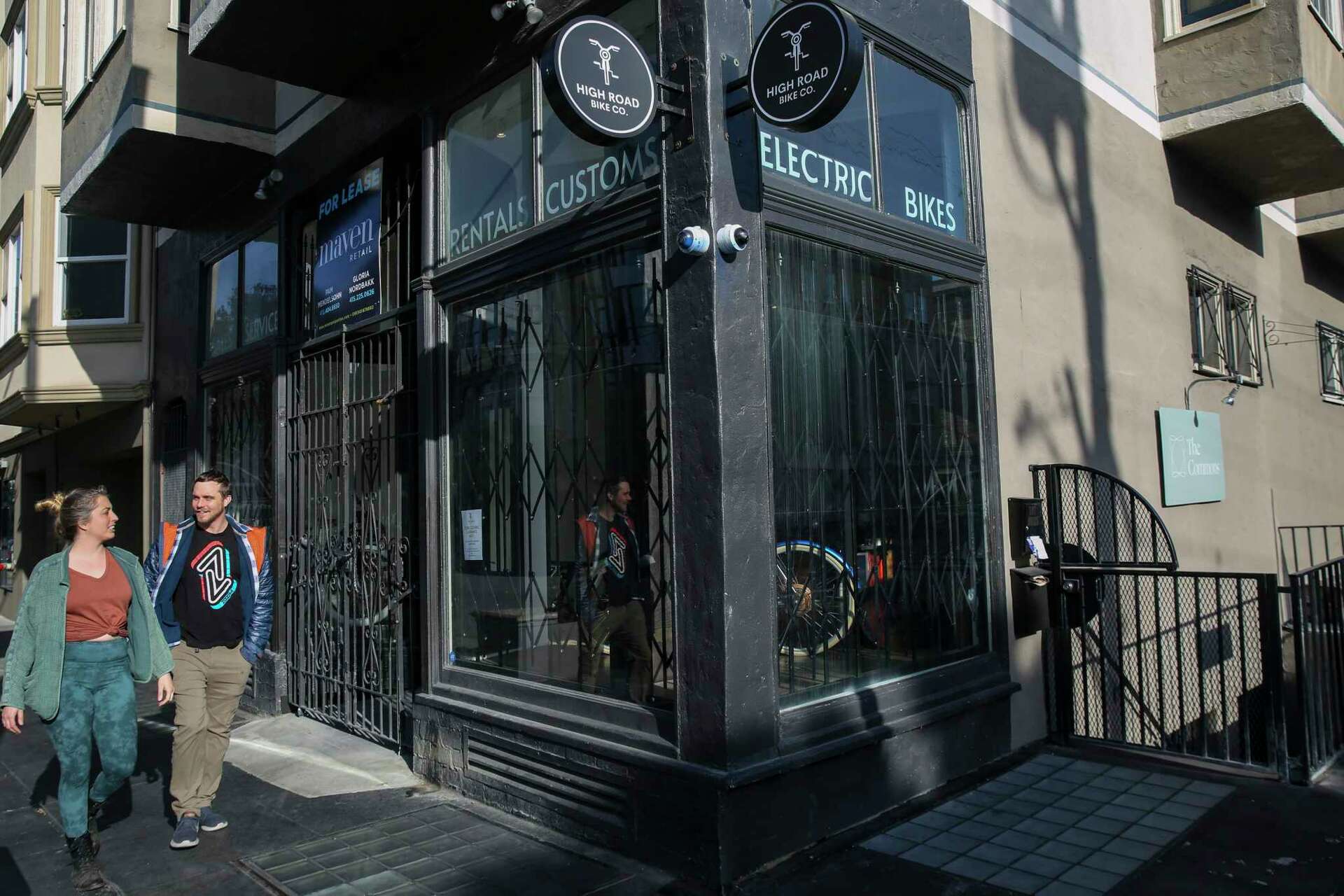 Hayes Valley bike shop closes after rain and crime