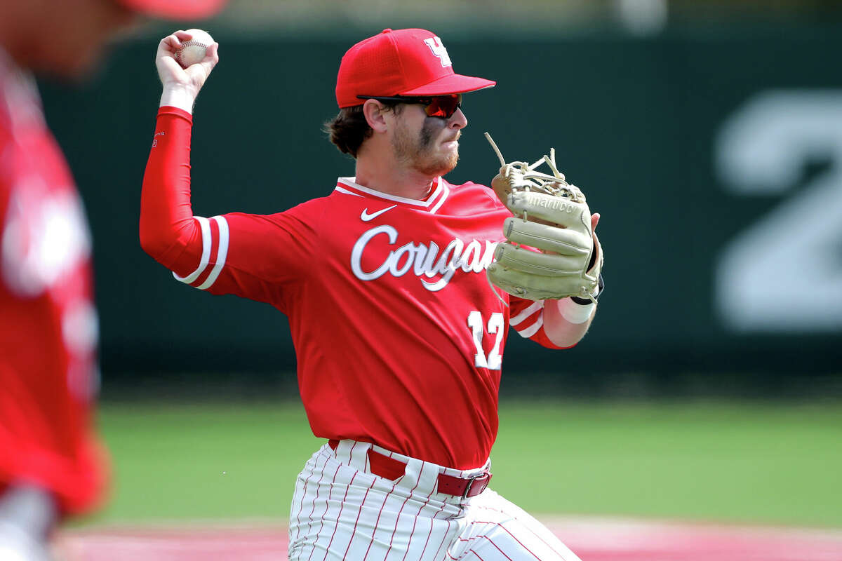 Story photo for UH shortstop Ian McMillan goes from walk-on to 'ultimate leader'