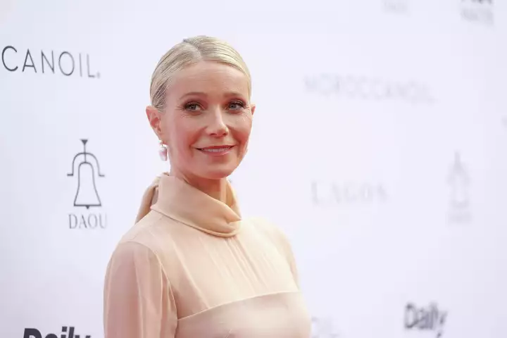 Gwyneth Paltrow dominates the Californian weed market — and her anal sex toys for Father’s Day do pretty well, too 🥳
