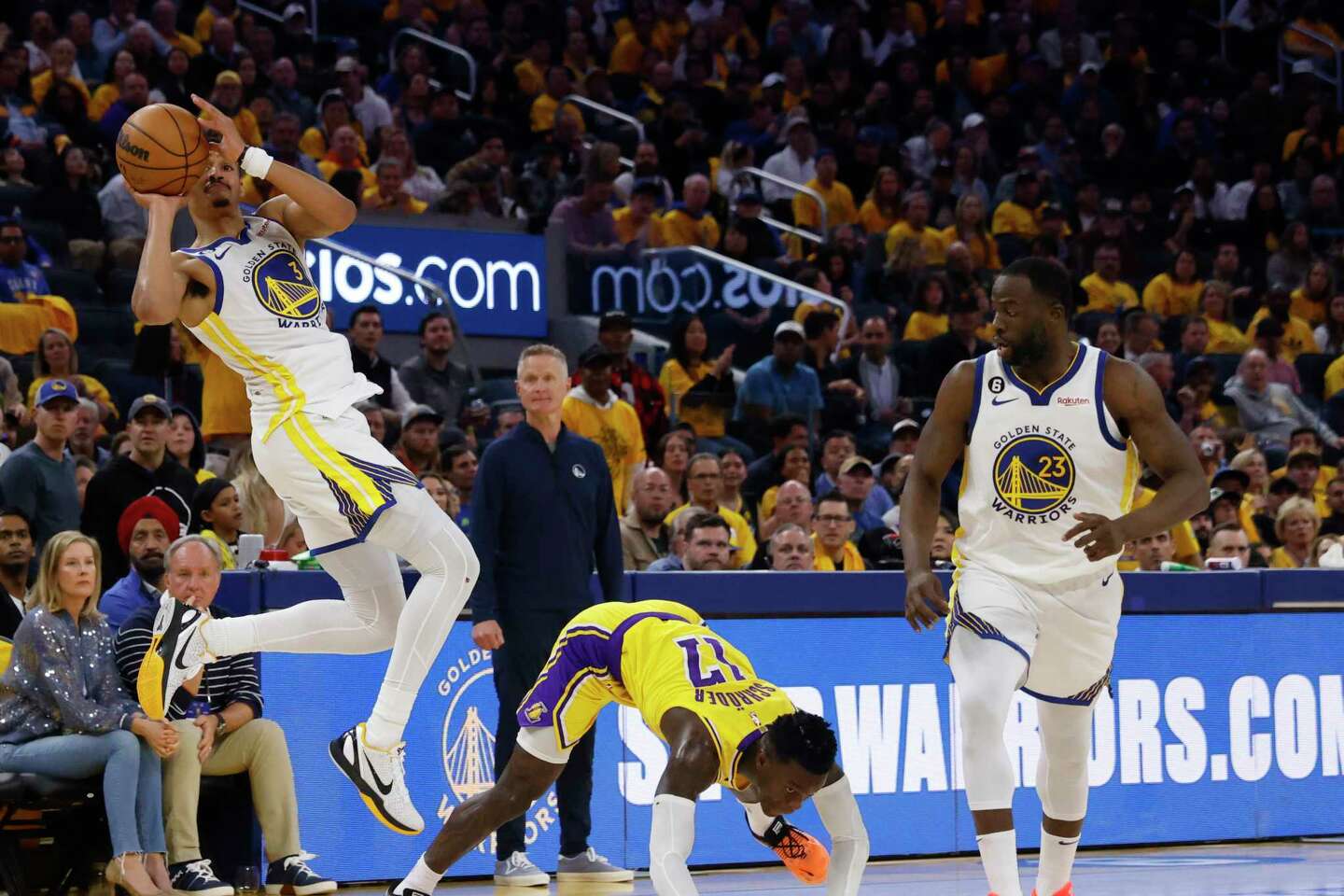 Warriorslakers The Nbas Flopping Epidemic Has No End In Sight 6865