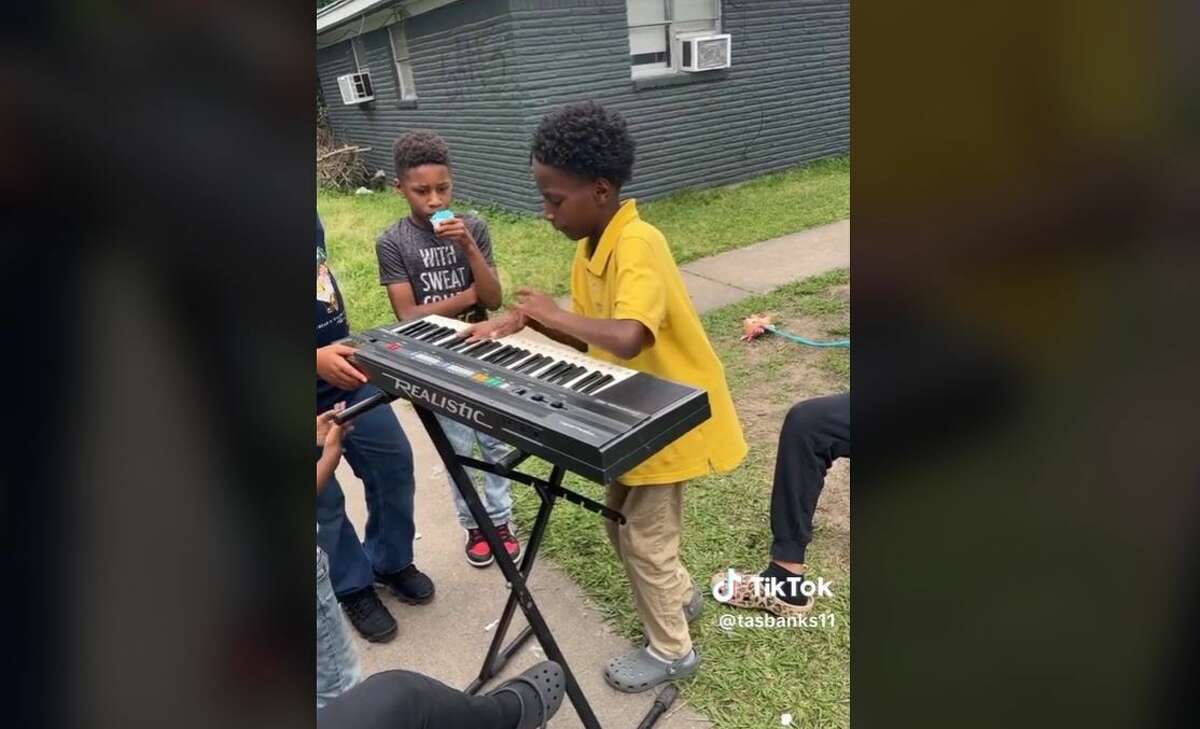 Houston fifth-grader goes viral on TikTok for his piano skills