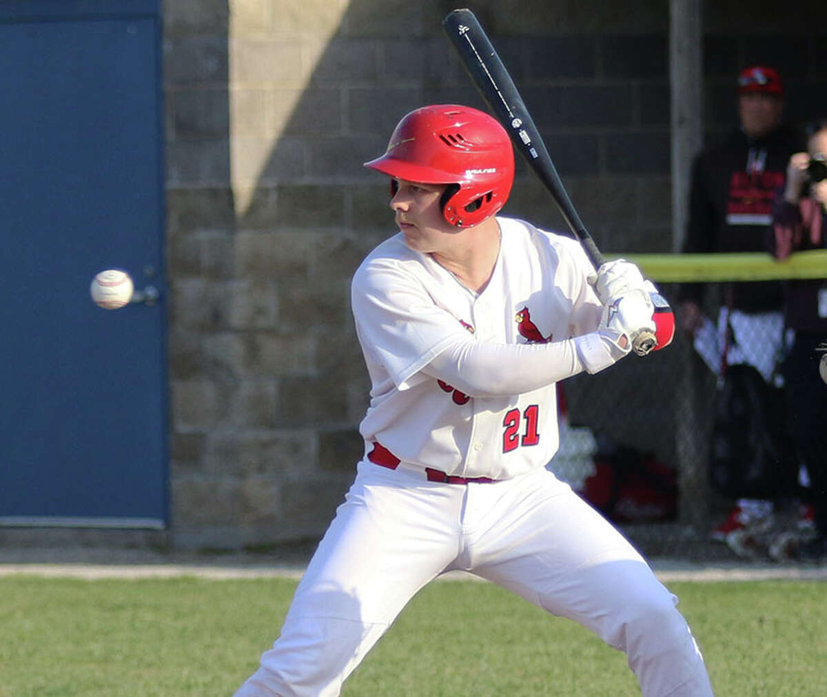 Big first inning makes Gillespie baseball 27 for 27