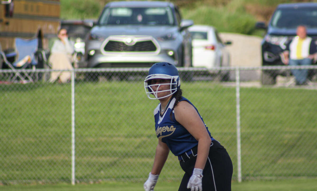 Onekama softball splits doubleheader with Frankfort