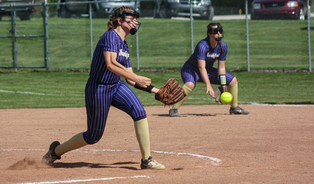 Frankfort softball splits Northwest Conference pair with Onekama