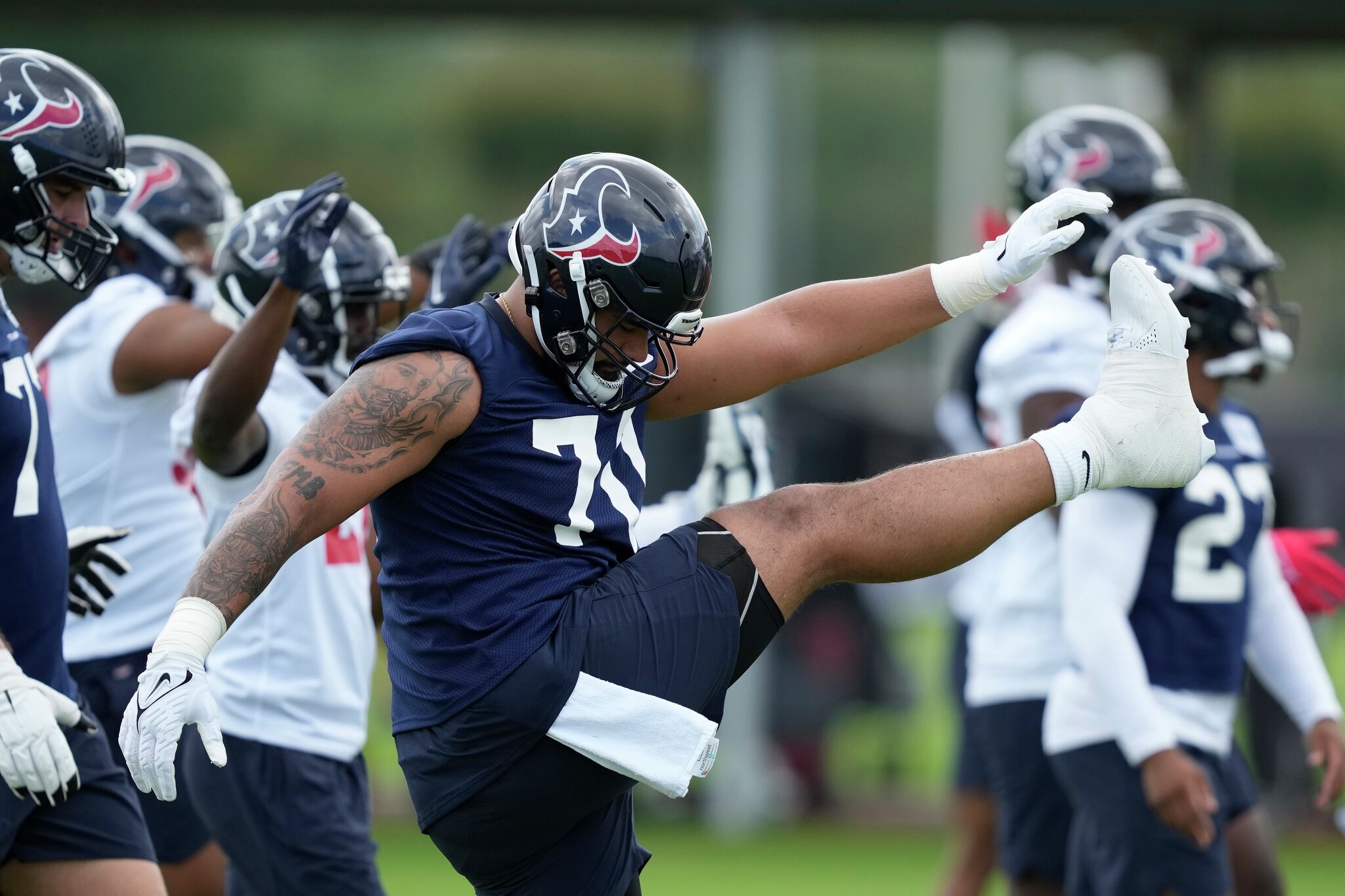 Why Houston Texans traded up to draft center Juice Scruggs