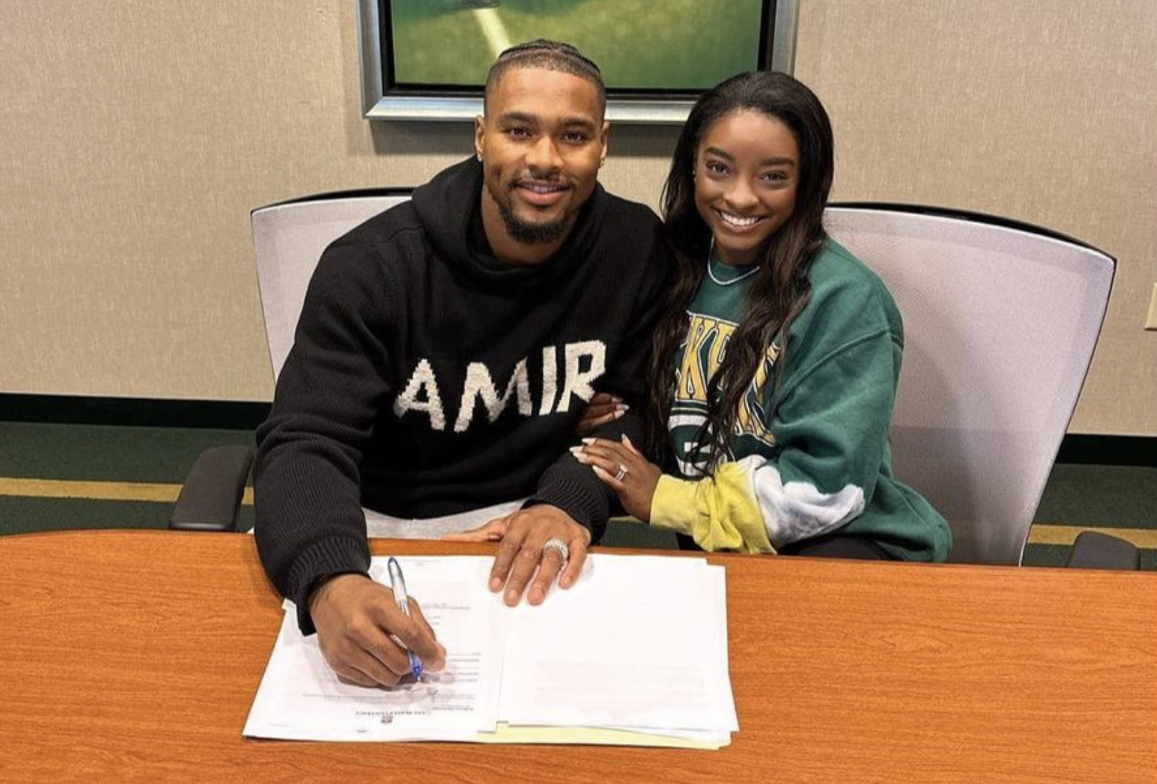 Packers: Simone Biles reacts to Jonathan Owens contract with GB