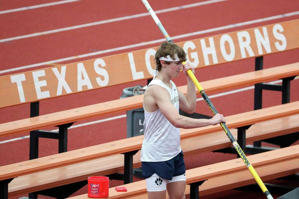 Live updates Houston athletes compete at the UIL Class 5A track