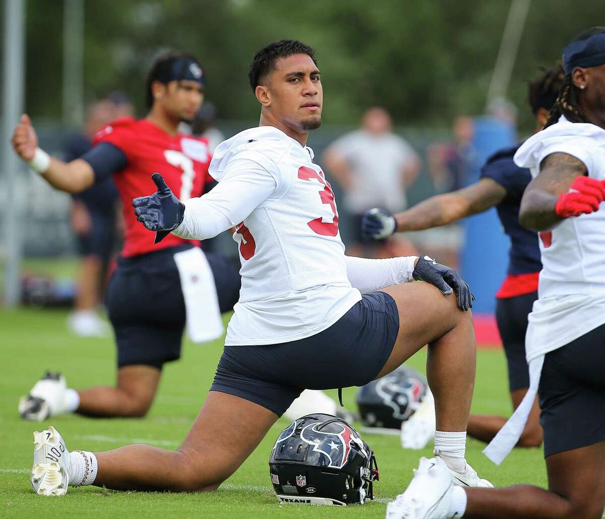 Linebacker To'To'o Henry warms up during the Houston Texans Rookie