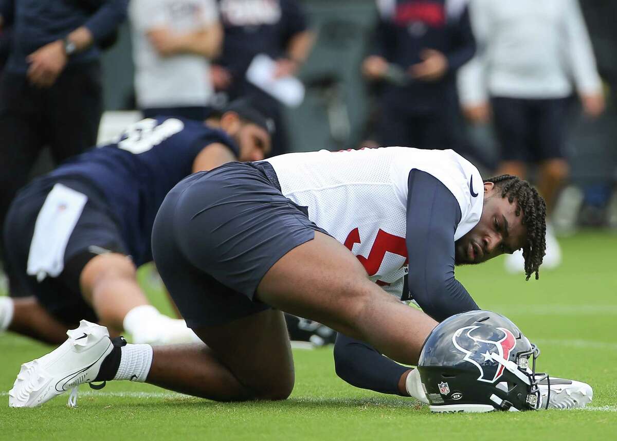 Houston Texans Sign four draft picks ahead of rookie minicamp