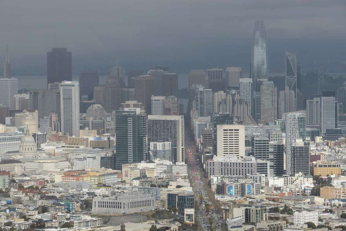 CNN周日播出的一篇报道将聚焦旧金山的问题，比如无家可归、吸毒和犯罪。