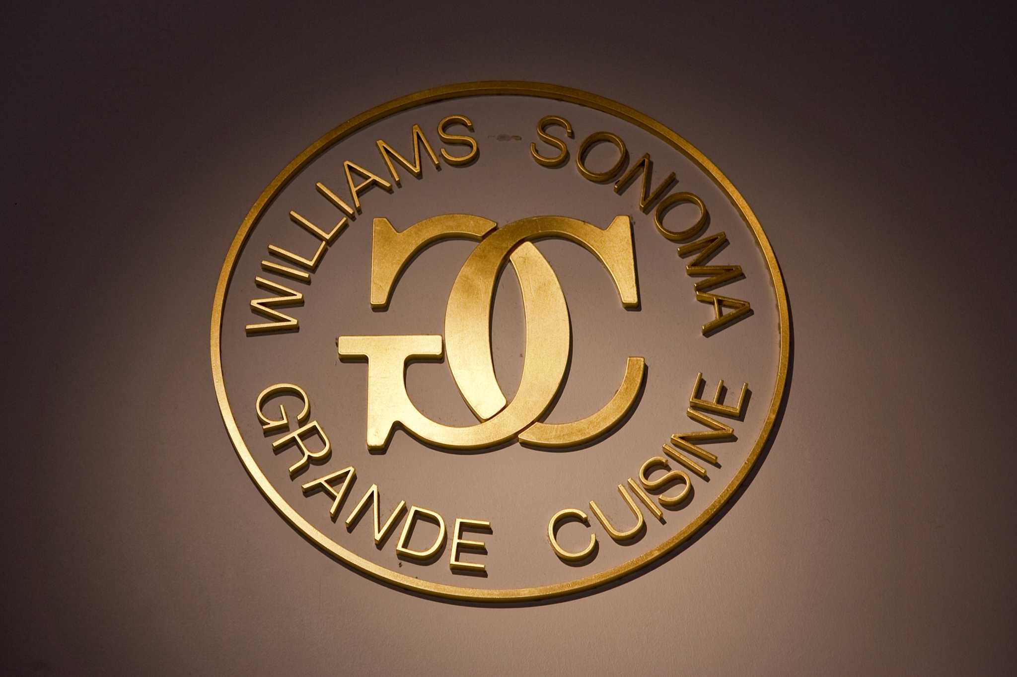 Williams-Sonoma is exiting S.F.’s Union Square. Chanel is moving in