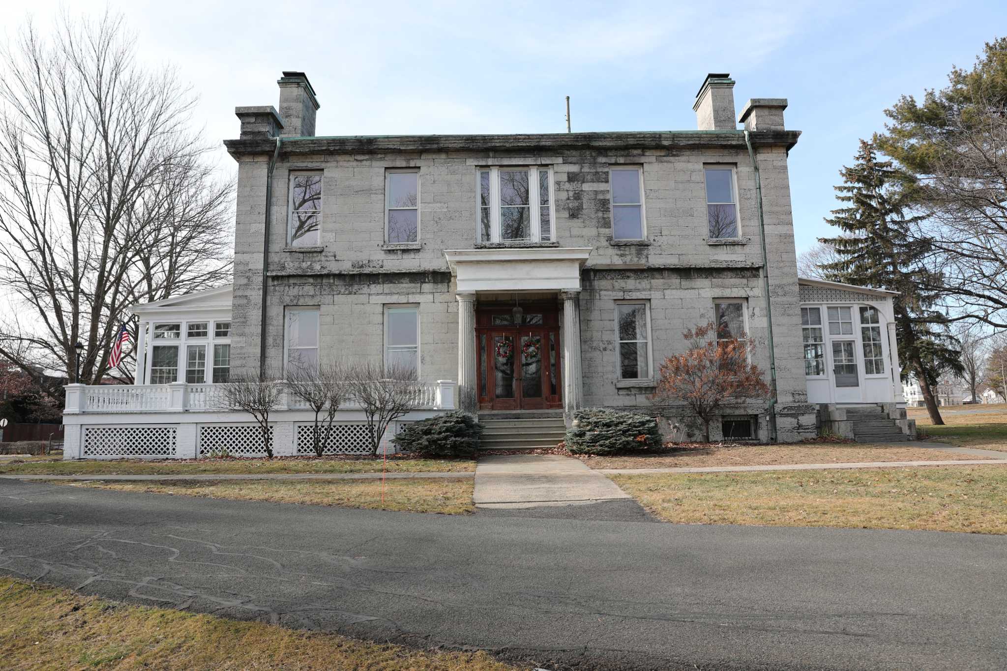 Watervliet Arsenal S Historic Military Quarters May Be Razed