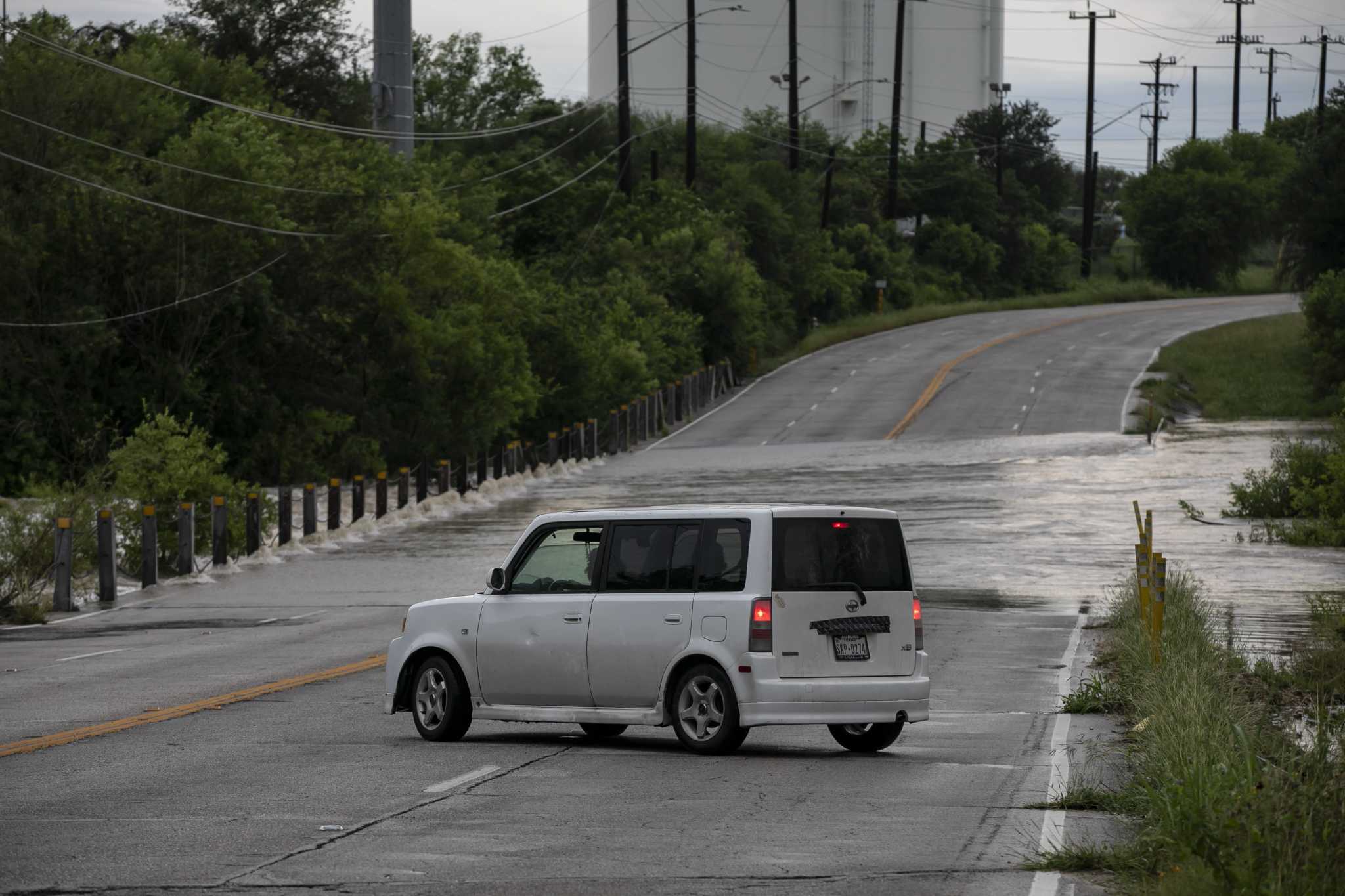 Overnight storms dump up to 3 inches of rain in San Antonio - Vimarsana News