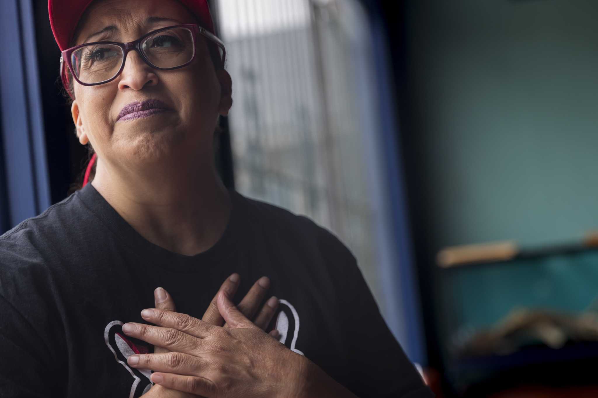 Serving others strengthens longtime San Antonio volunteer - Vimarsana News