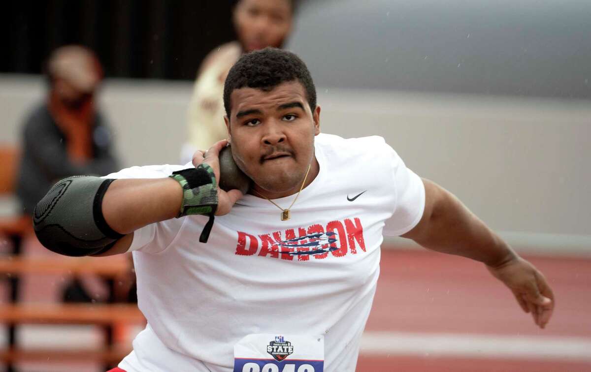 Live updates UIL Class 6A track and field championships.