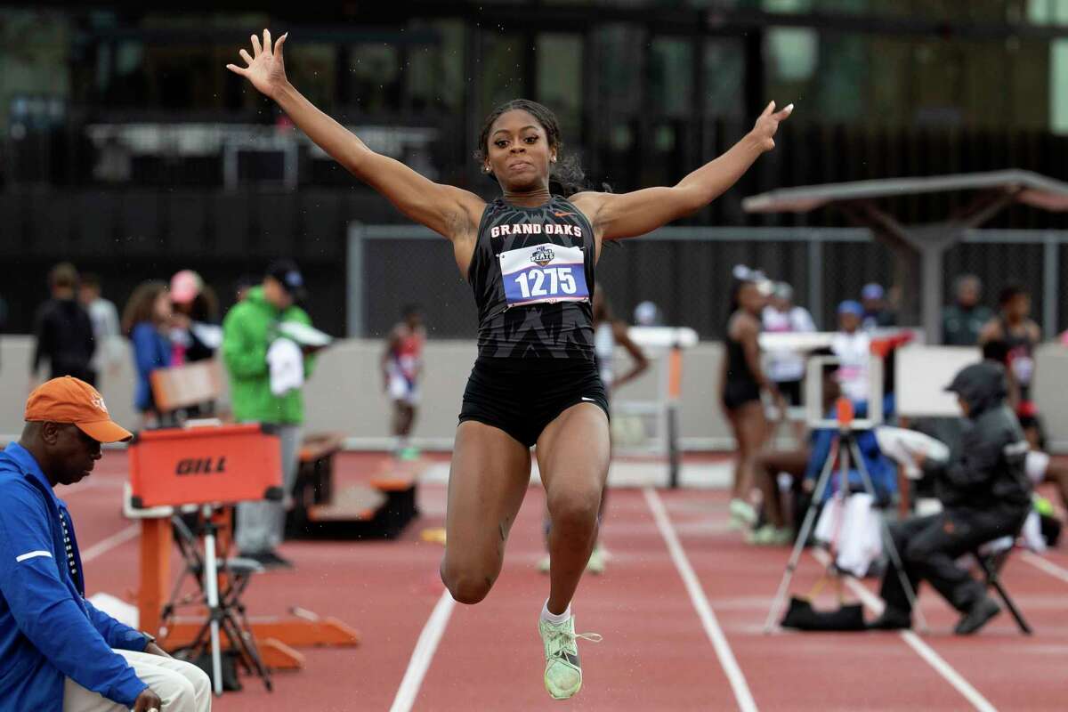Live updates UIL Class 6A track and field championships.