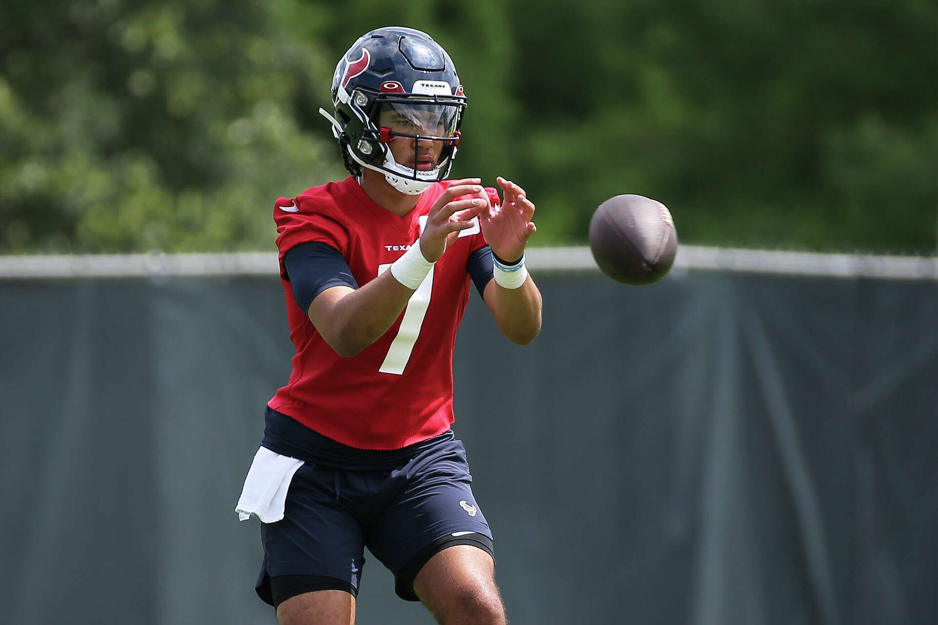'His knowledge is crazy': Texans QB C.J. Stroud makes early impression