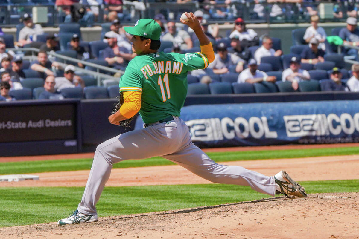 A's working with Shintaro Fujinami to simplify approach amid struggles