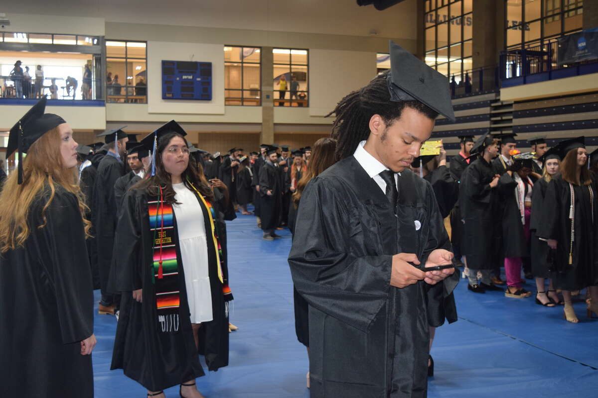 Illinois College commencement