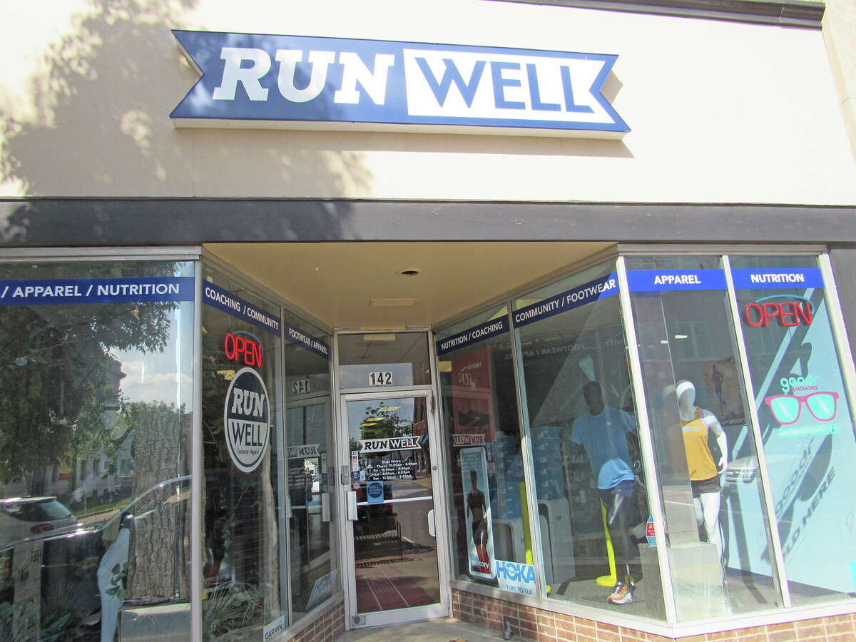 RunWell celebrates its 10th anniversary in Edwardsville