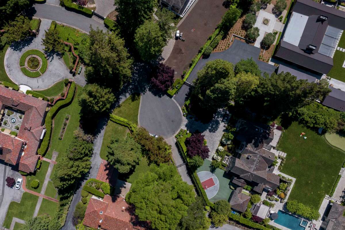 Bay Area real estate Trusts own most of megarich city's sold homes