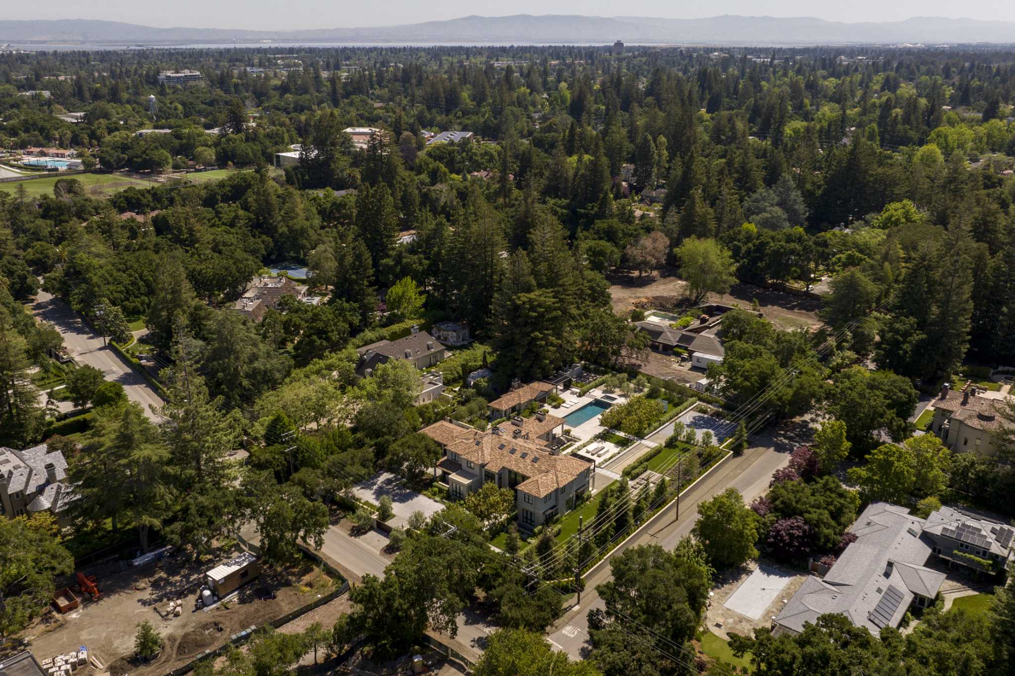 Developer proposes 30-unit housing project in wealthy Atherton