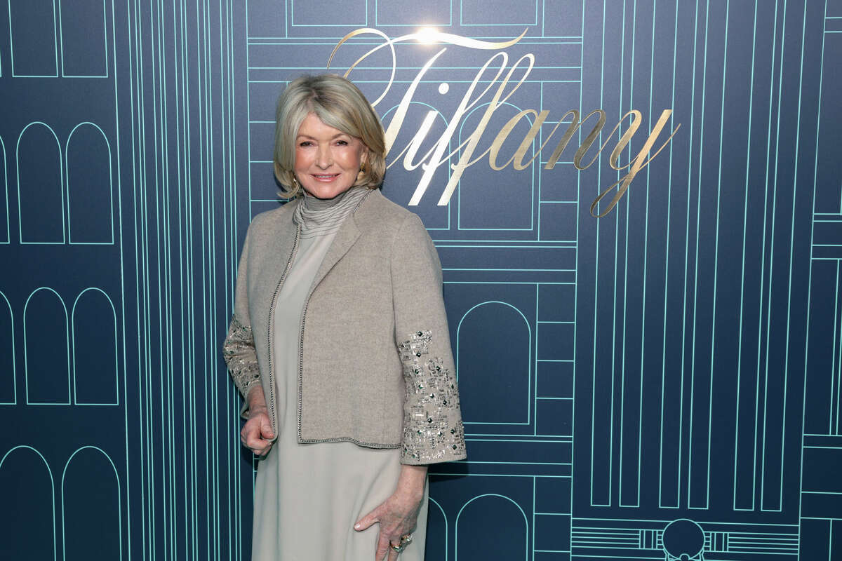 Martha Stewart Breaks Record On Sports Illustrated Swimsuit Cover