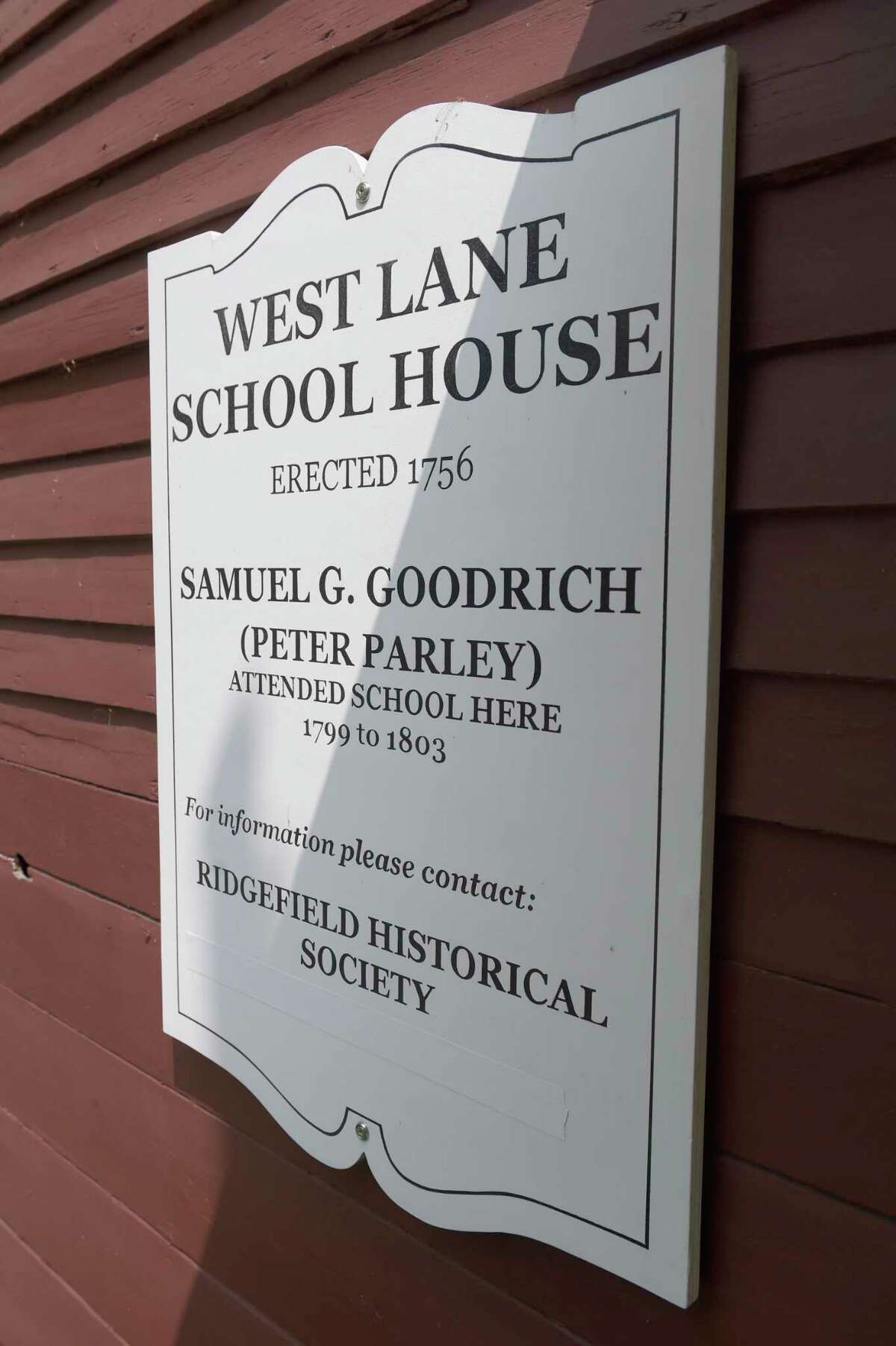 Ridgefield 3rd graders reenact 1800s life at one-room schoolhouse