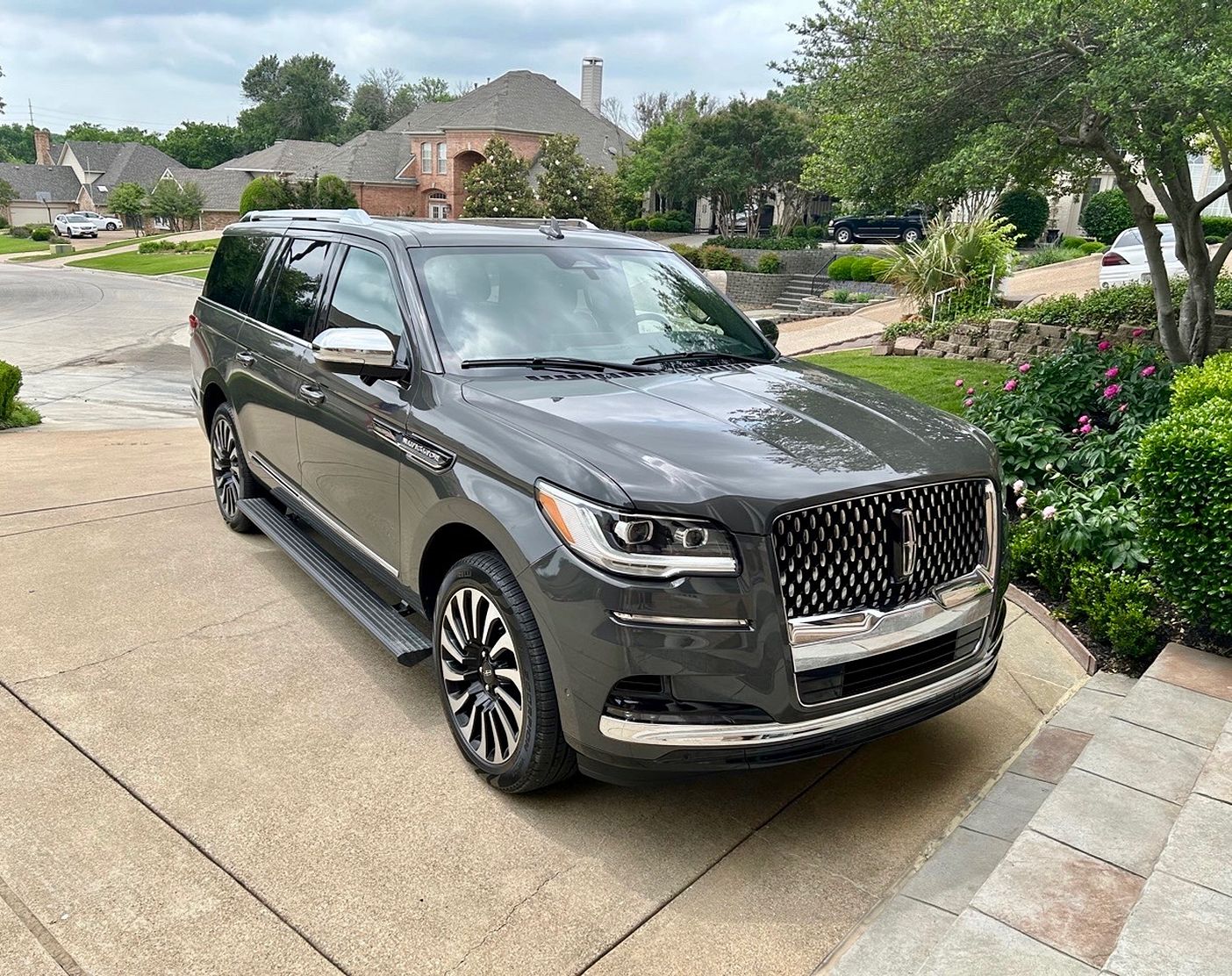 REVIEW 2023 Lincoln Navigator L Black Label 4X4