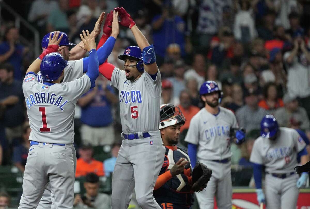 Houston Astros defeat Chicago Cubs in wacky series opener